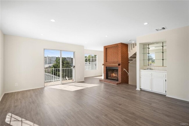 Foto del edificio - 1030 Ruberta Ave