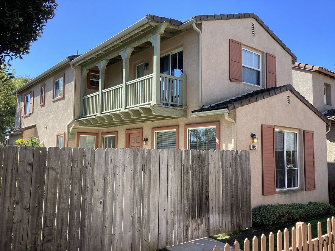 2243 Cottage Ln N, Santa Maria, CA 93455 House Rental in Santa Maria, CA