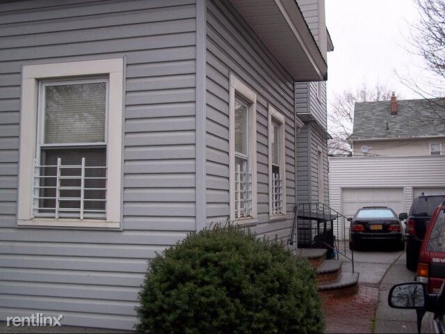 Building Photo - 2 br, 1 bath Apartment - 86-17 Lefferts Blvd