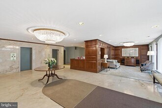 Building Photo - 4501 Arlington Blvd