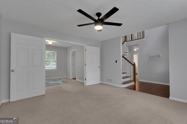 Building Photo - 115 Rockhurst Chase