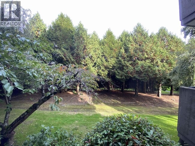 Building Photo - 9320 Parksville Dr