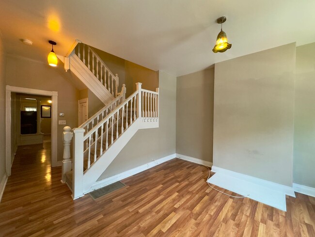 Building Photo - Two Bedroom Remington Townhome