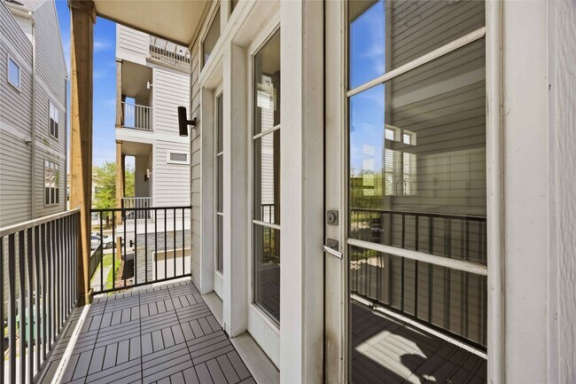 Foto del edificio - 708 Schwartz St