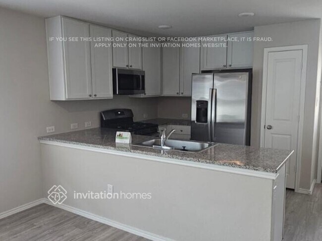 Foto del edificio - 4159 Southton Tarn
