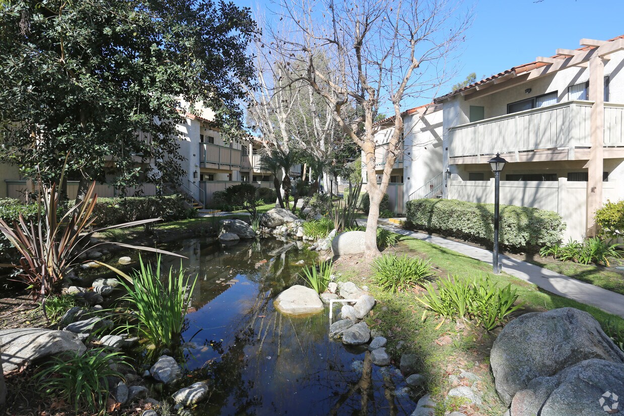 Stone Creek Apartments 1750 W Romneya Dr Anaheim, CA