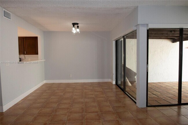 Foto del edificio - 11312 SW 133rd Pl