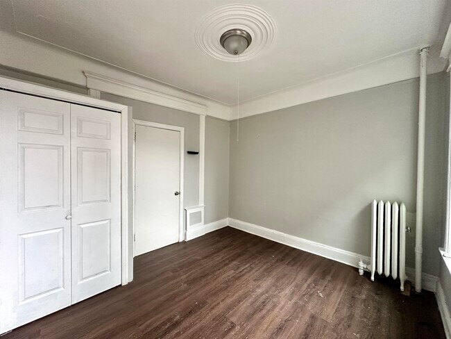 Foto del edificio - 290 Summit Ave