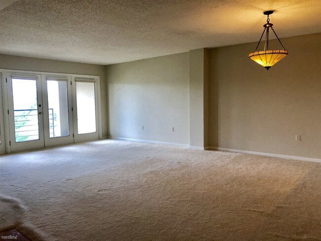 Foto del edificio - 2 br, 2 bath  - 1040 Deer Ridge Dr Apt 412