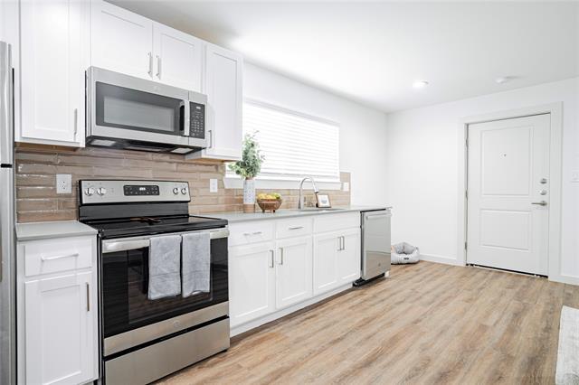 Foto del edificio - 125 E 8th St