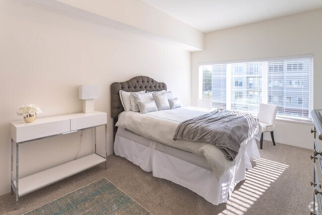1HAB, 1BA - 750 ft² - Brooks Apartments