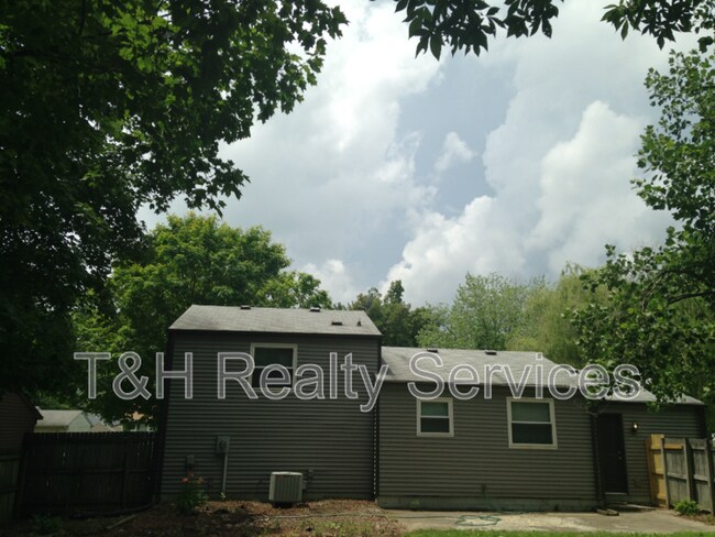 Foto del edificio - 5505 Chisolm Trail