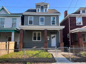 Building Photo - 2918 Devlin St