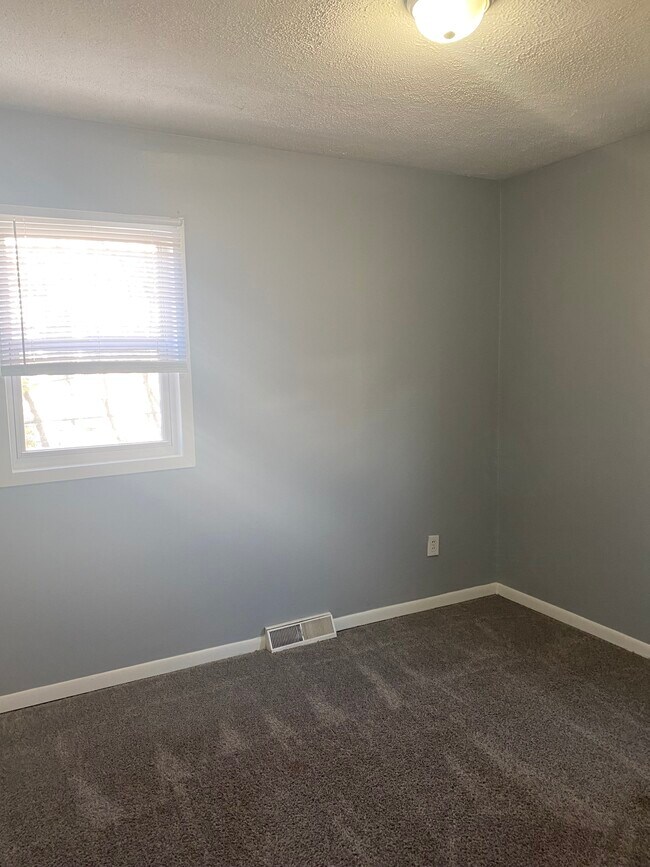 2309 N Fairmount St, Davenport, IA 52804 House Rental in Davenport