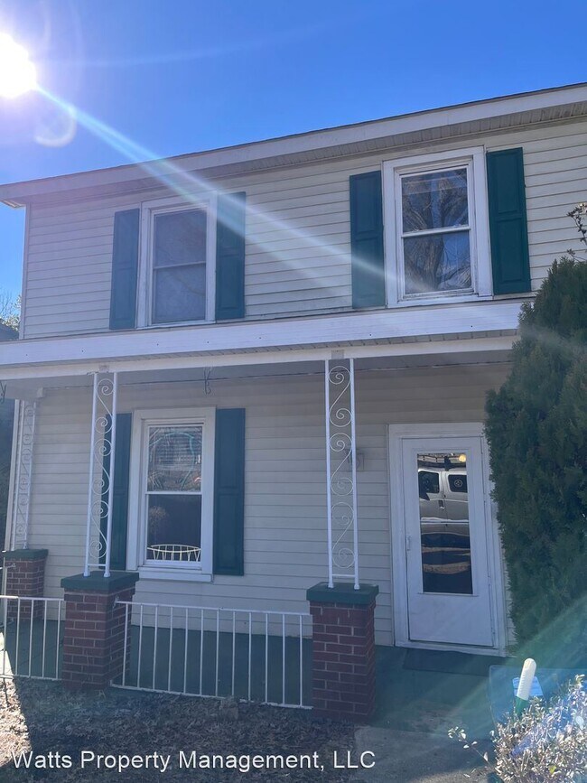 Foto del edificio - 3 br, 1 bath House - 1615 Monroe St