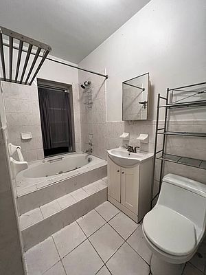 Foto del edificio - 971 Kent Ave
