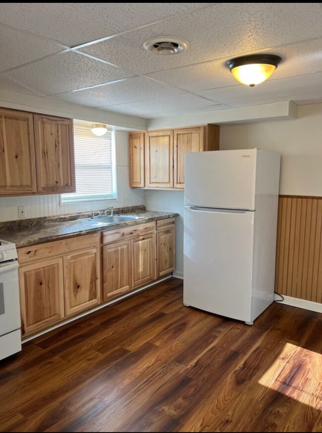 Foto del edificio - 422 Winona St