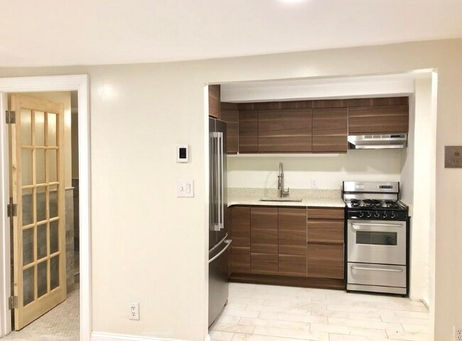 Foto del edificio - 482 Columbus Ave
