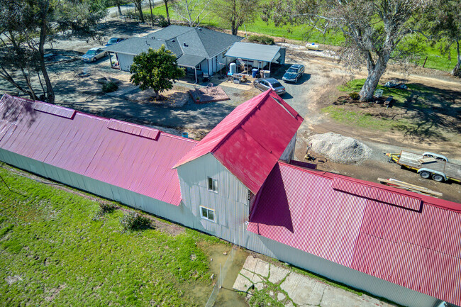 Building Photo - 12289 Woods Rd