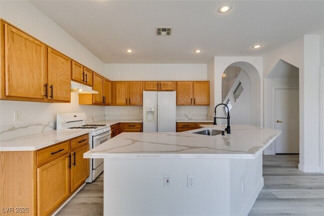 Foto del edificio - 1581 Peaceful Pine St