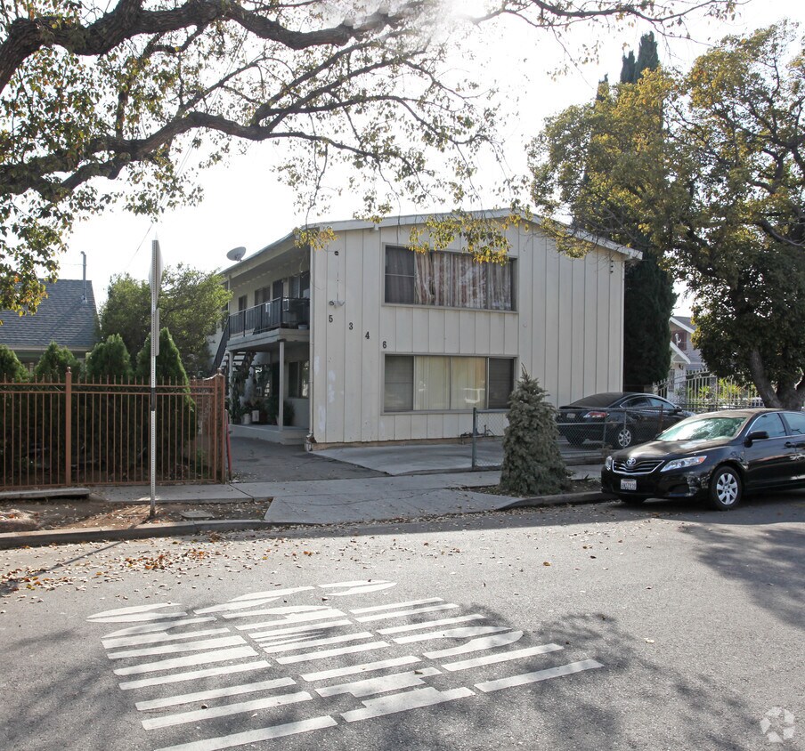 Primary Photo - 5346 La Mirada Ave