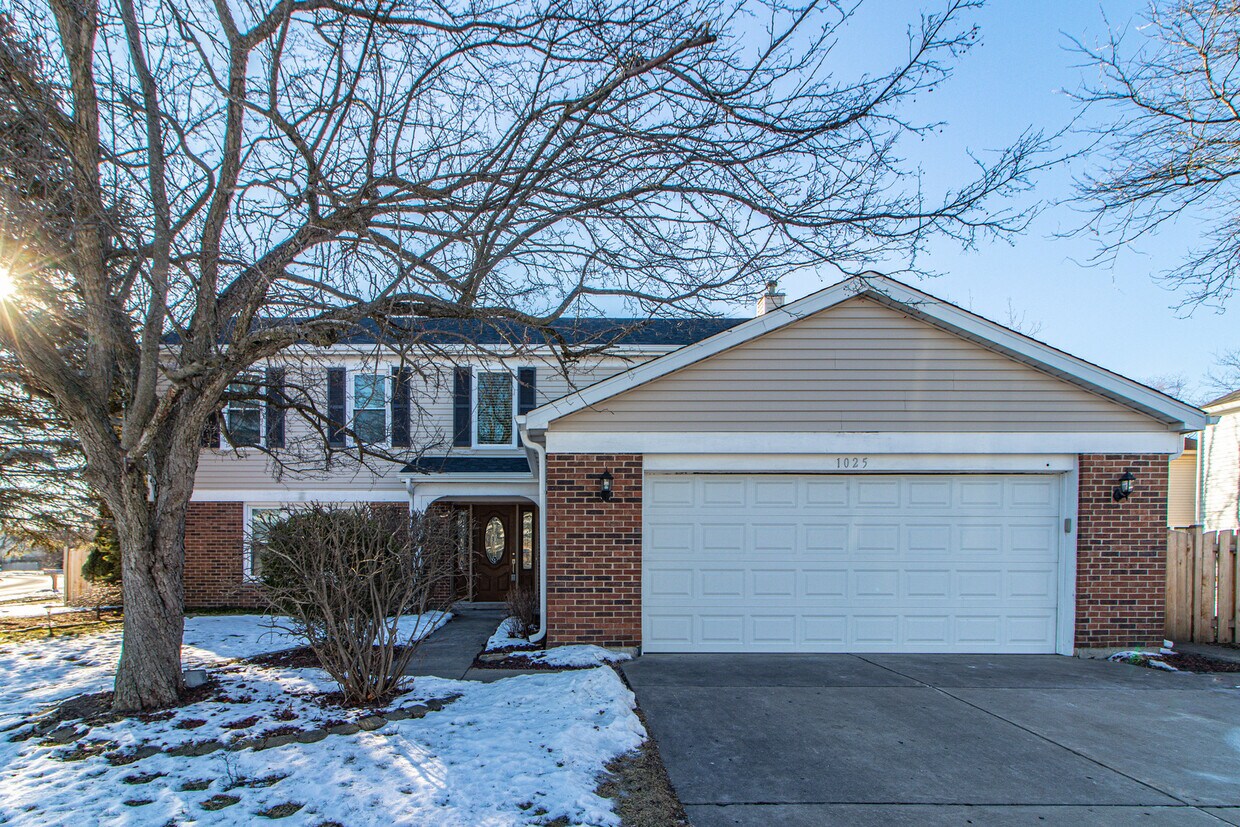 Primary Photo - 1025 Hobson Dr