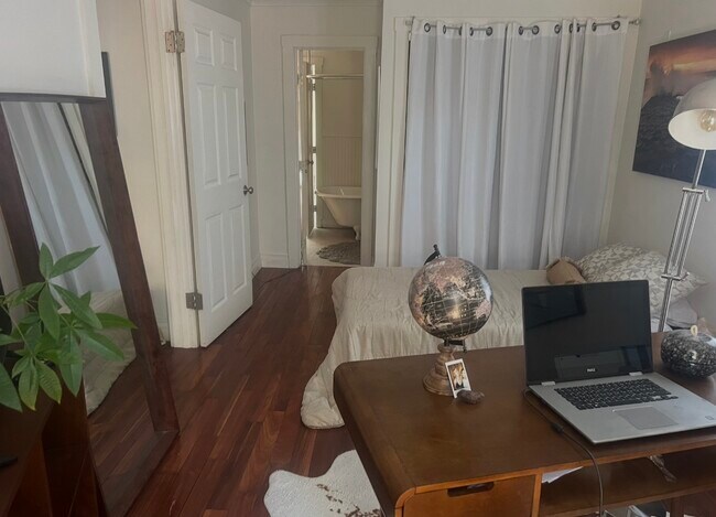 Foto del edificio - 269 W Laurel Ave