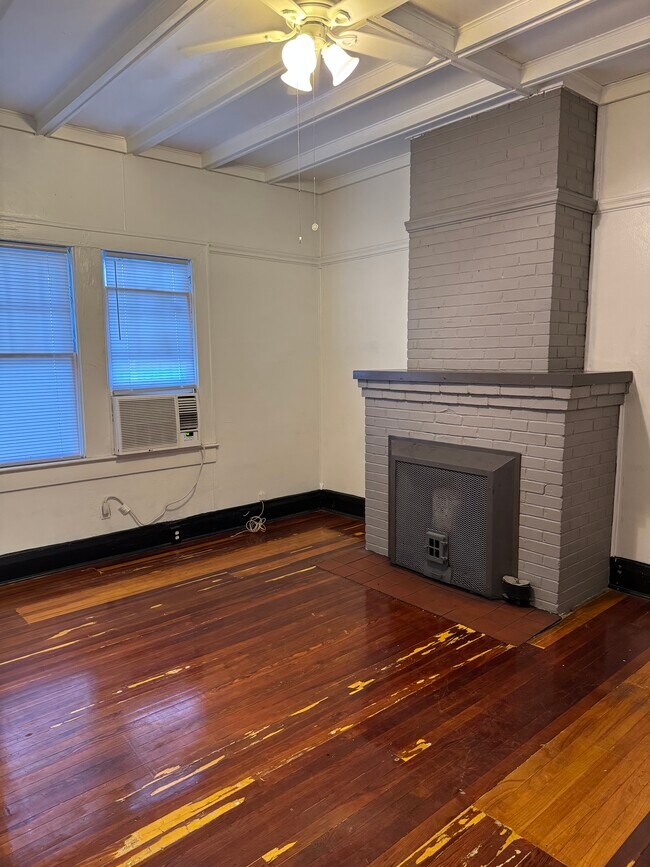 Foto del edificio - 607 E Louisiana Ave