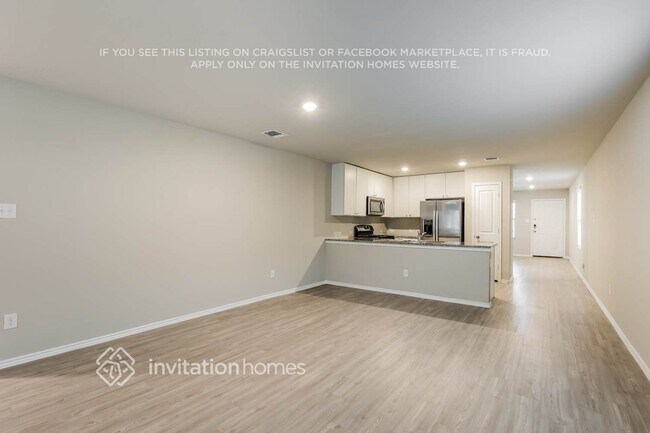 Foto del edificio - 5711 Leon Pl