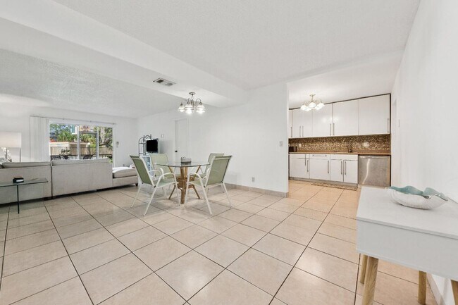 Foto del edificio - 622 NW 13th St