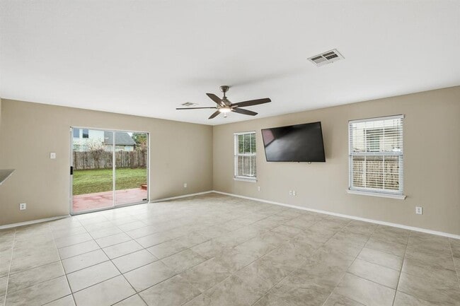 Building Photo - 509 Castebar Dr