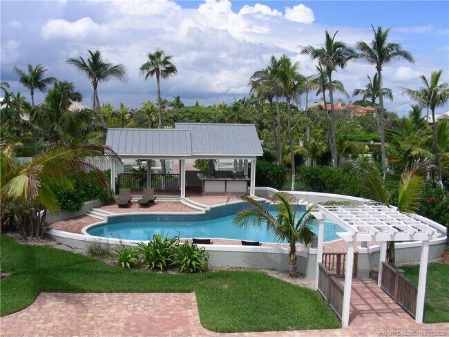 Foto del edificio - 1871 NE Ocean Blvd