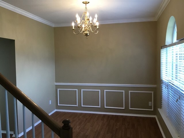 Foto del edificio - 4300 Brinker Ct