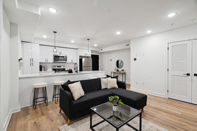 Foto del edificio - 2416 Clifford St