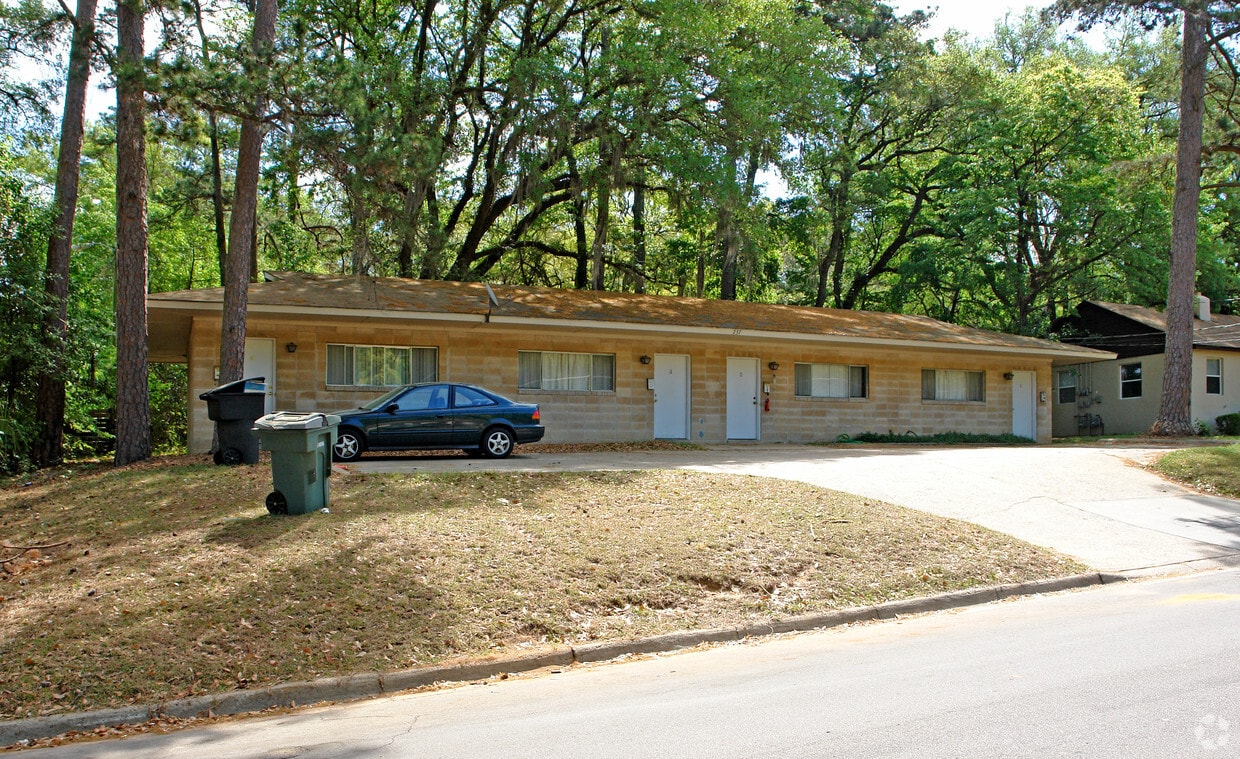 Building Photo - 237 Lovelace Dr