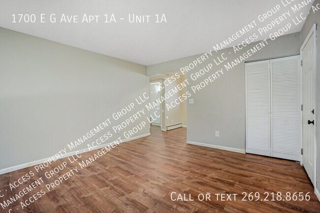 Building Photo - Updated, modern 1BR apt for rent Parchment!