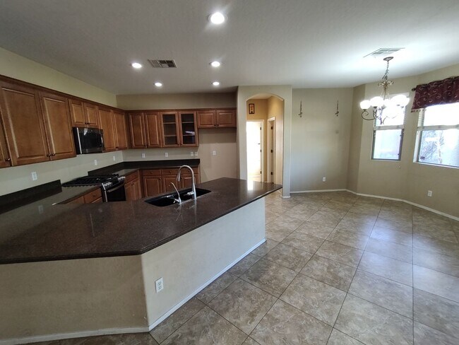 Foto del edificio - 2762 E Galveston St