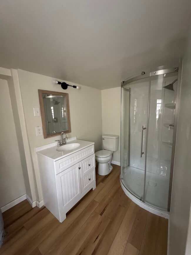 Building Photo - 1552 Boone Dr