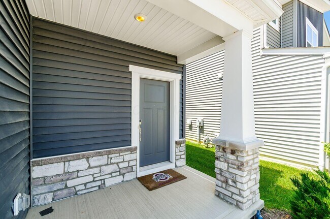 Foto del edificio - 7270 Cutler Dr