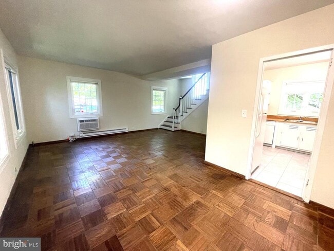 Building Photo - 3350 Martha Custis Dr