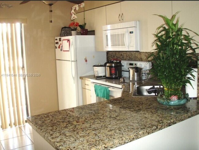 Foto del edificio - 5290 W 21st Ct