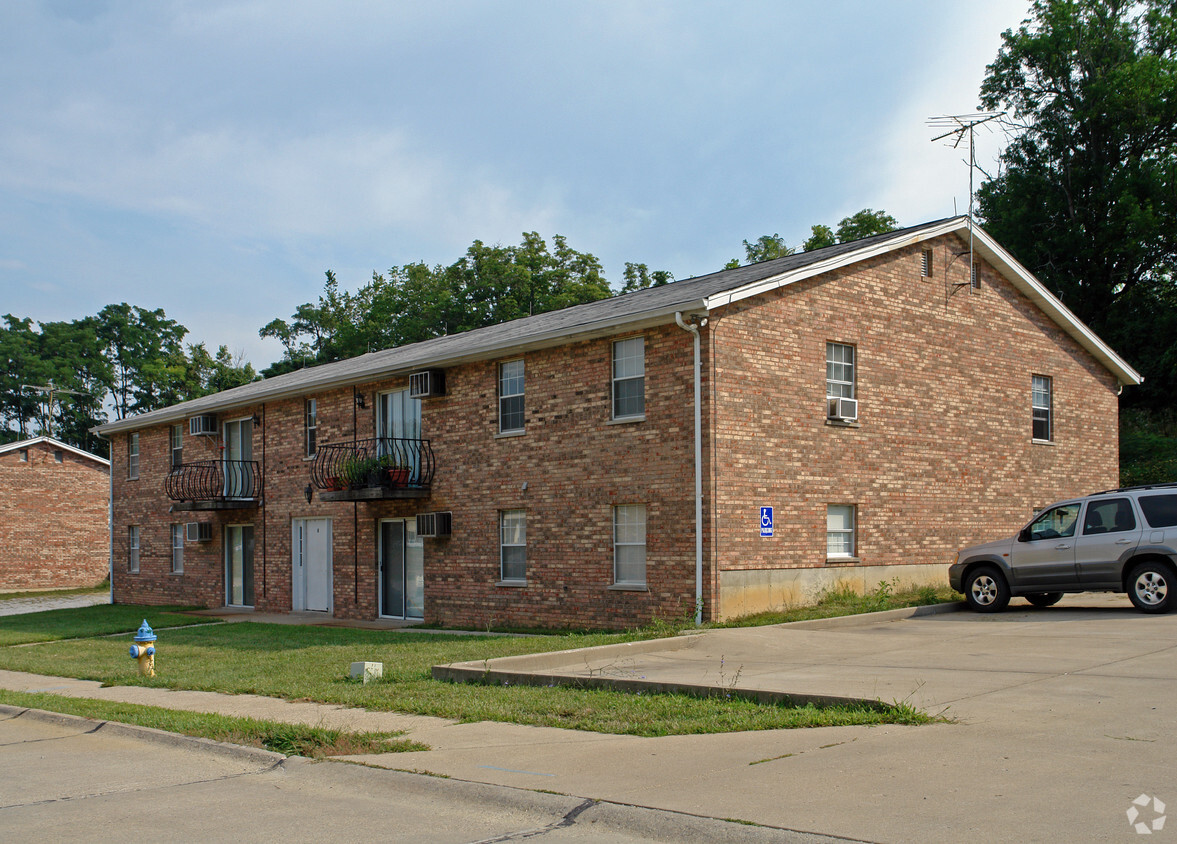 Building Photo - Town Center Apartments