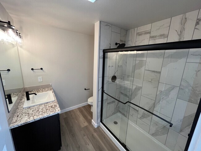 Building Photo - 2302 Copperhead Rd