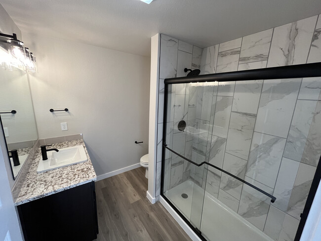 Foto del edificio - 2302 Copperhead Rd