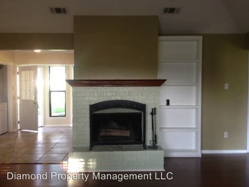 Building Photo - 5221 Airline Dr