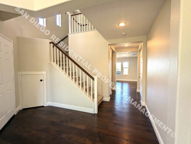 Foto del edificio - Spacious, Two-Story Home in Gated Ivey Ran...