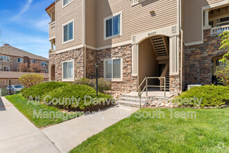 Building Photo - 8427 S Hoyt Way