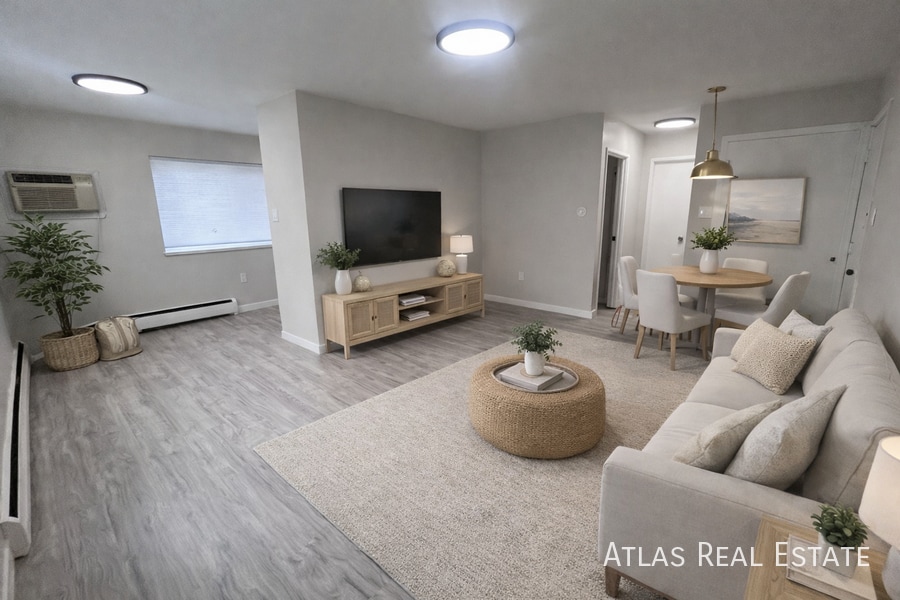 Photo - 551 S Fairfax Street-204