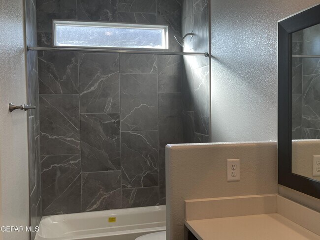 Foto del edificio - 6009 Hidden Clove Ct