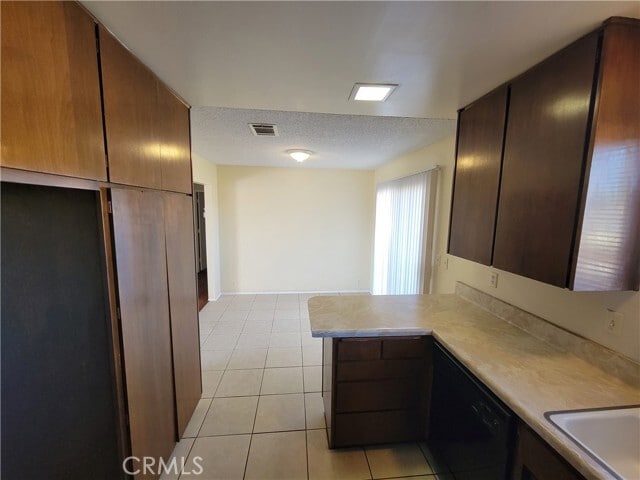 Foto del edificio - 19142 Outer Hwy 18 N